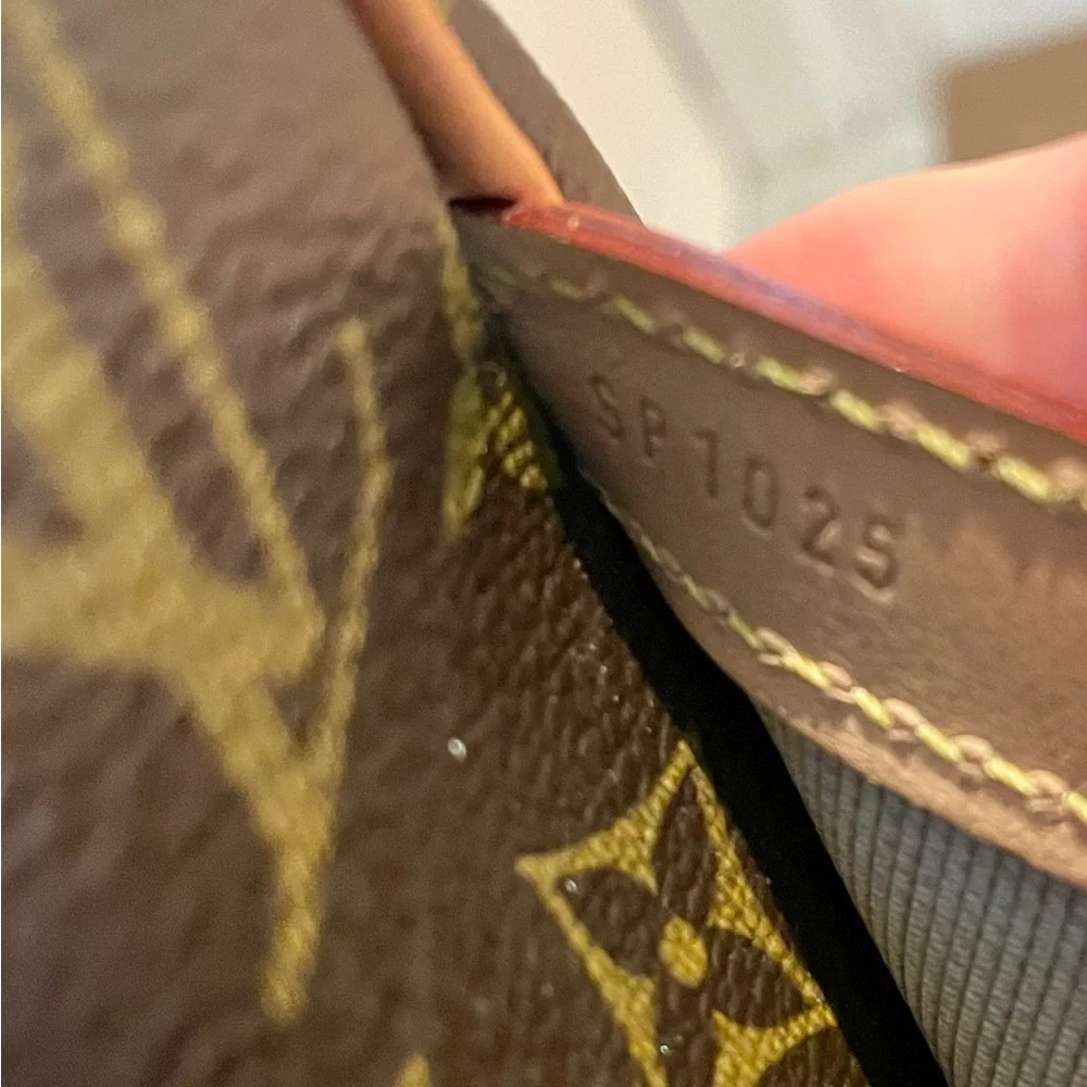 🏅NEVER USED🏅Louis Vuitton Monogram Reporter GM Shoulder Bag - Picture 4 of 12